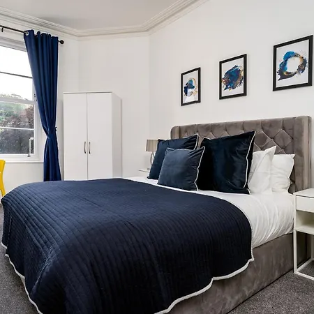 Near Beach, Torquay Heights Modern Apartments, Pet Friendly Room photo