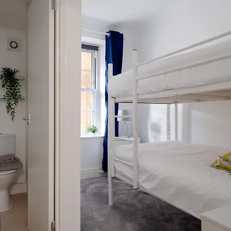 Near Beach, Torquay Heights Modern Apartments, Pet Friendly Room photo
