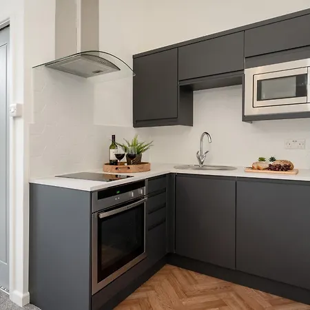 Near Beach, Torquay Heights Modern Apartments, Pet Friendly Room photo
