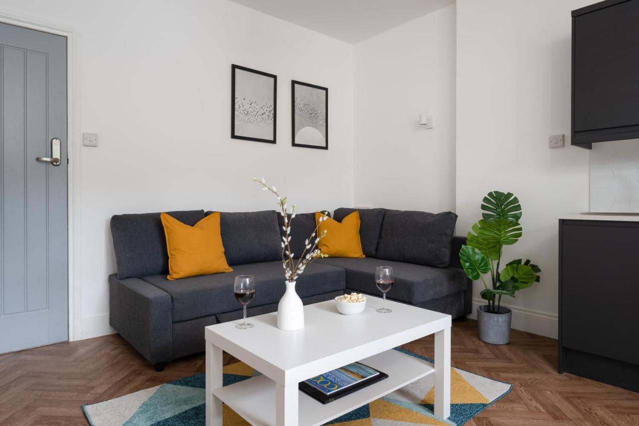 Near Beach, Heights Modern Apartments, Pet Friendly Apartment *