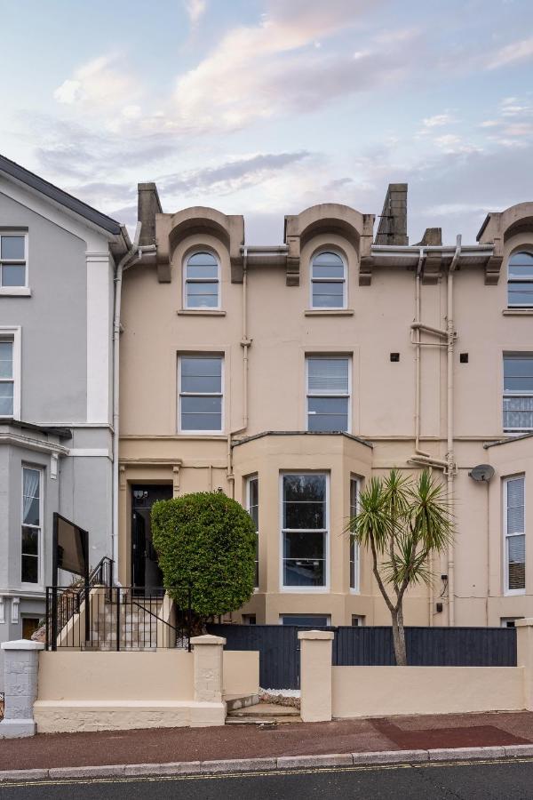 Near Beach, Heights Modern Apartments, Pet Friendly Apartment *